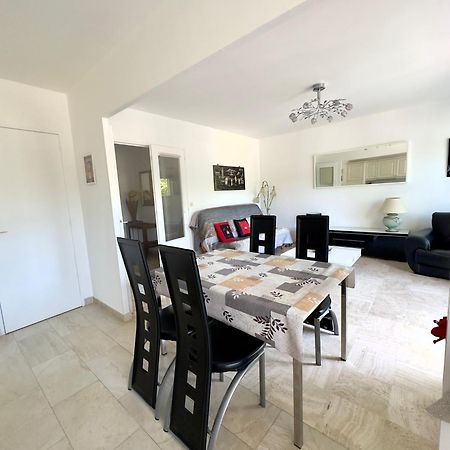 Appartement 2 pièces Cavalaire/Mer Extérieur photo