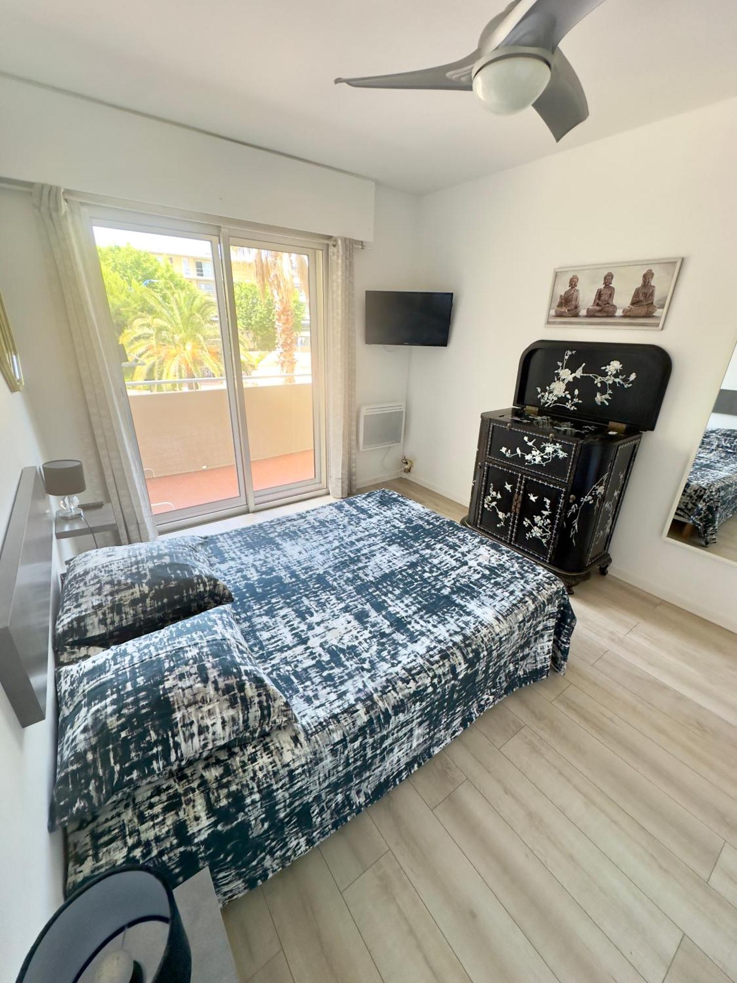Appartement 2 pièces Cavalaire/Mer Extérieur photo